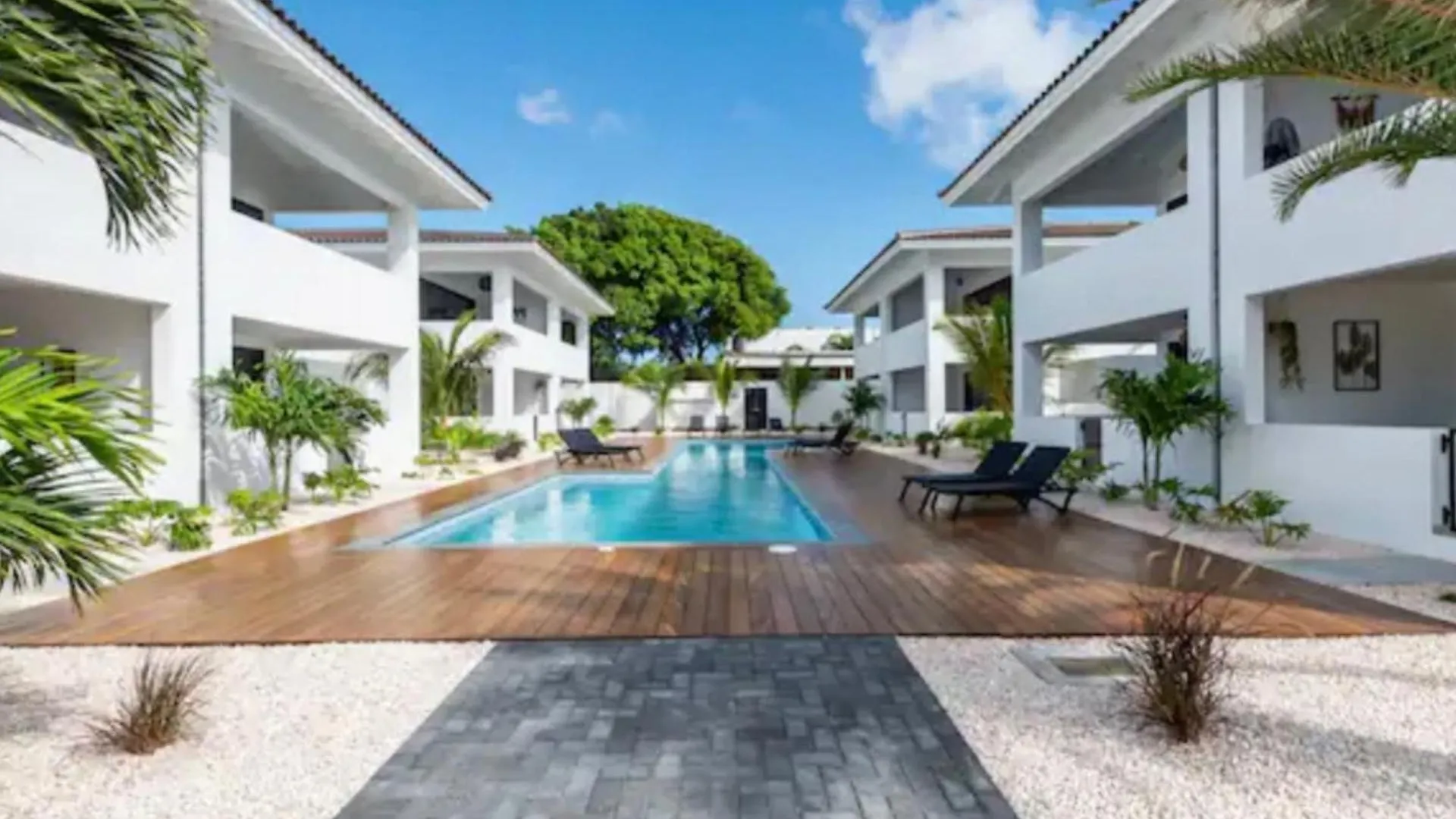 Aparthotel Jan Thiel Modern Apartments Curacao